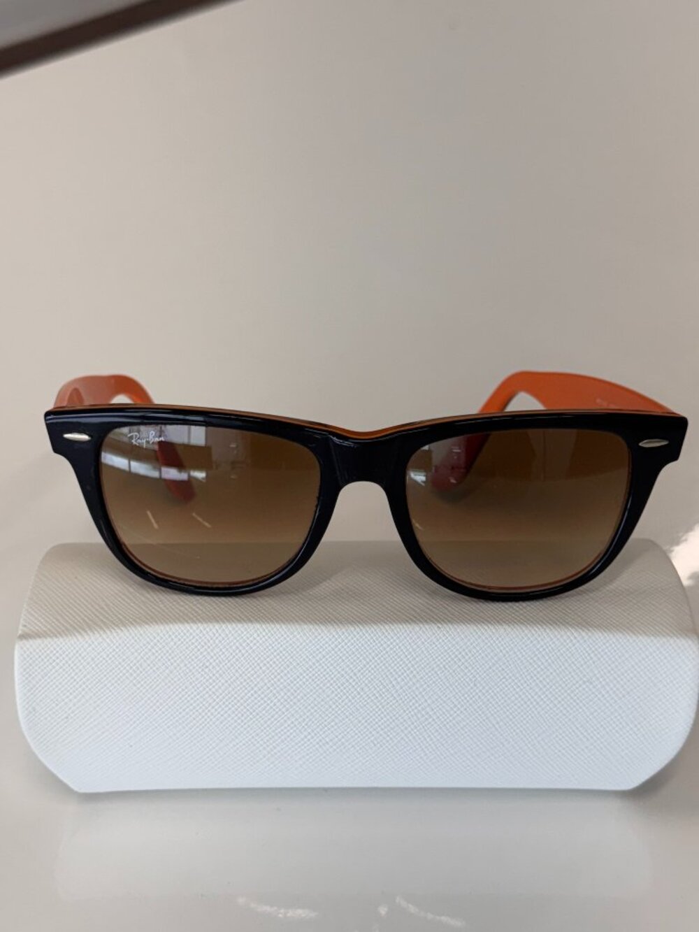 Authentic Ray-Ban Wayfarer Sunglasses Black & Orange Gradient Lenses